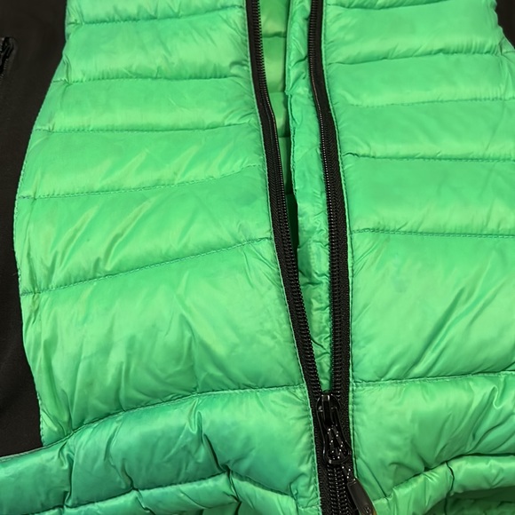 BERNARDO GOOSE DOWN INSULATED PUFFER NYLON VEST JACKET - Picture 9 of 14